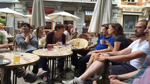Luzern im Café mit unseren Architekten-Freunden